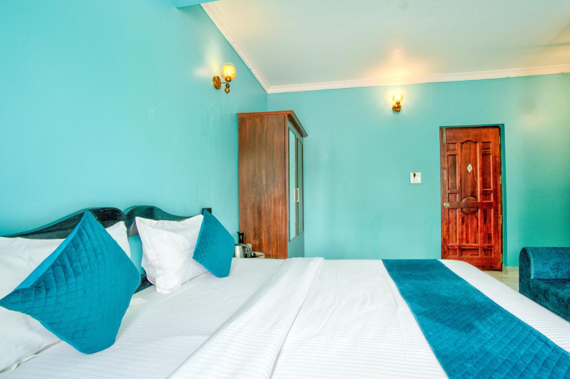 Candolim Beach White Residency Baga Eksteriør billede